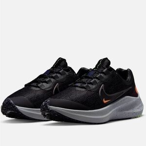 Nike Zoom Winflo 8 Shield Black Atomic Orange W